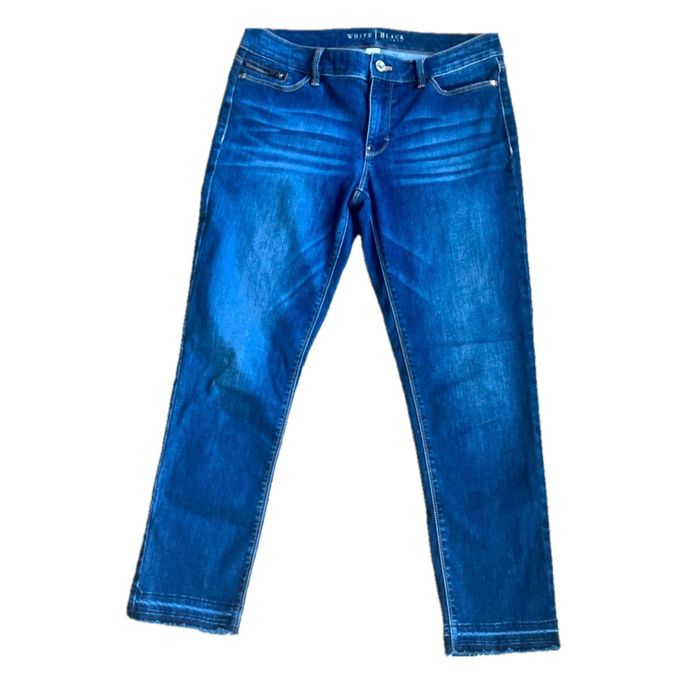 White House Black Market Cropped Frayed Hem Zip Pocket Jeans